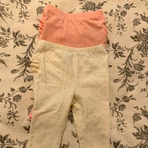 2/$5 baby stretchy pants (6-12m)